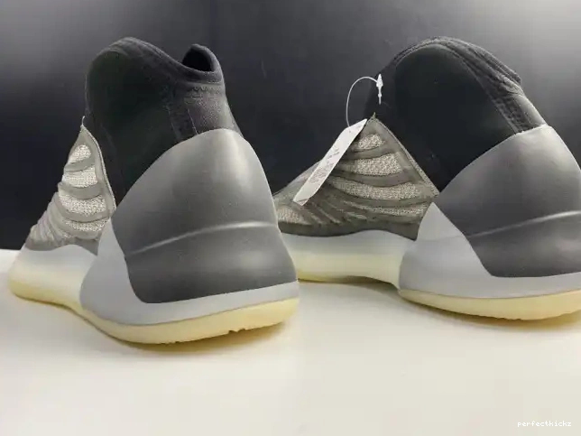 H68771 Quantum Yeezy Adidas Barium 0706
